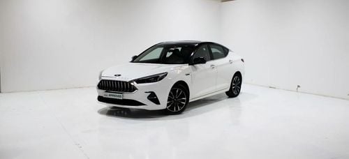 JAC J7 LUXURY JAC J7 - White with black top