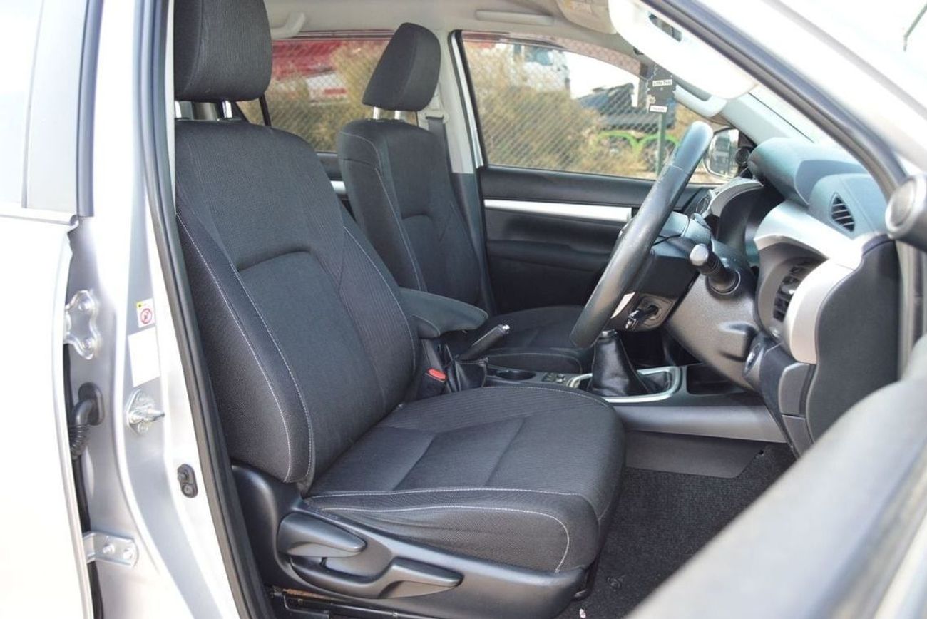 Toyota Hilux 2.8L Double cabin