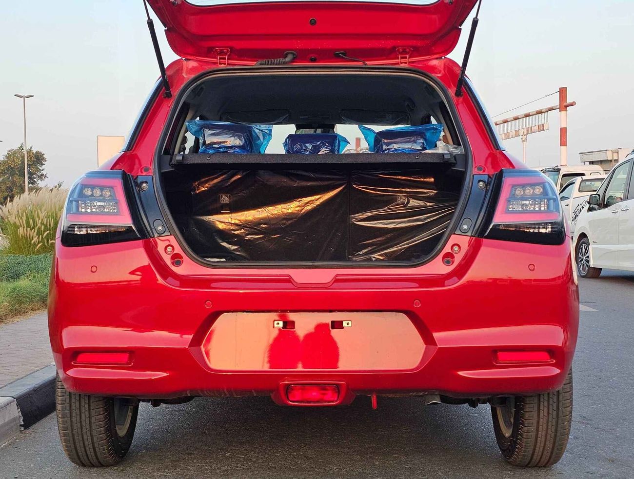 سوزوكي سويفت GLX, 1.2L / RADAR / GCC SPECS / HIGH OPTION (CODE # GLX)