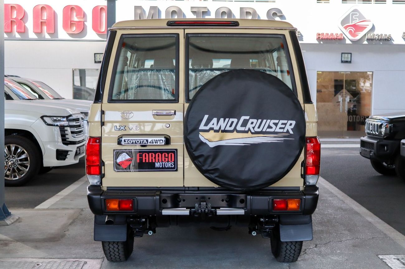 Toyota Land Cruiser GRJ 76 4.0 V6 M/T