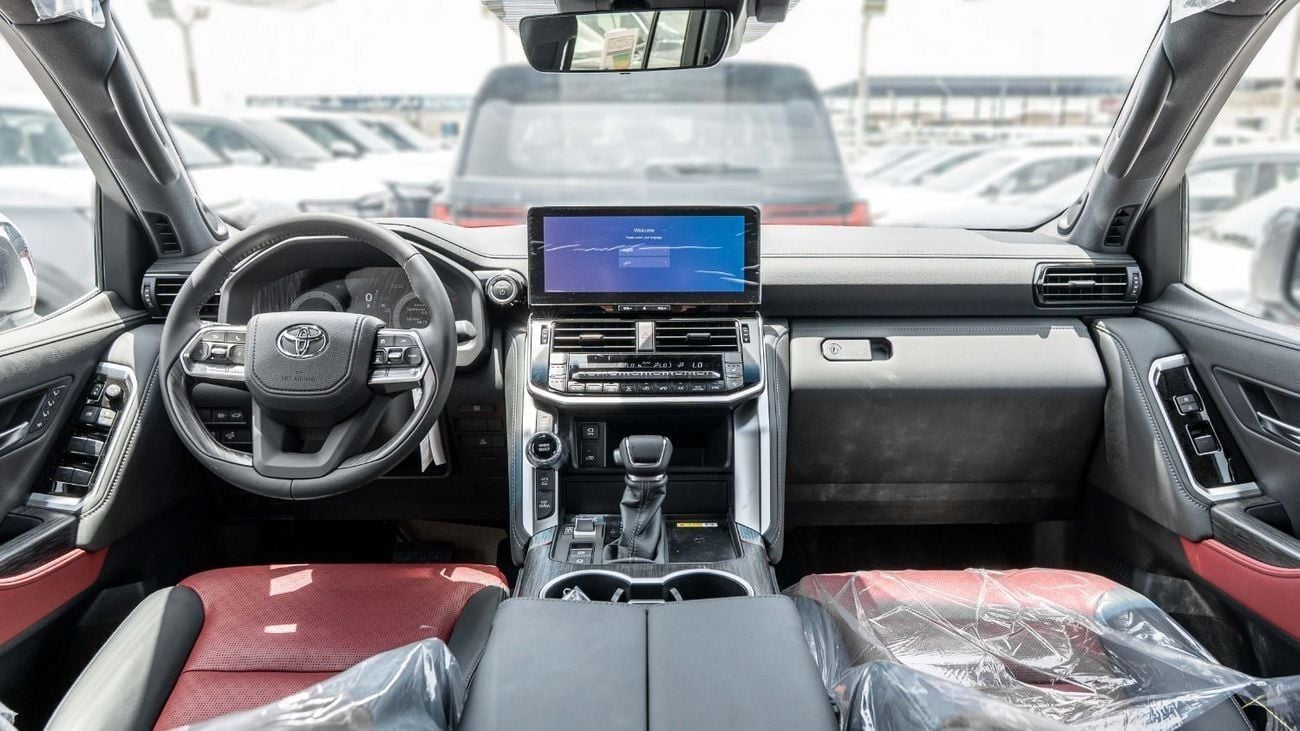 Toyota Land Cruiser 3.5T VXR Hybrid 2026 Toyota Land Cruiser 300 VXR 3.5L AT Hybrid (White-Red)