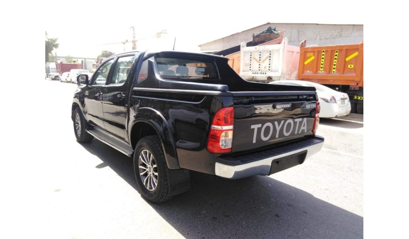 تويوتا هيلوكس Hilux RIGHT HAND DRIVE (Stock no PM 407 )