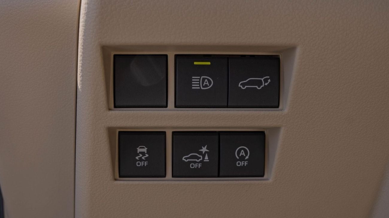 Toyota Land Cruiser 2026 Toyota Land Cruiser 300 VXR 3.5L Twin Turbo AT Petrol (Black-Beige)