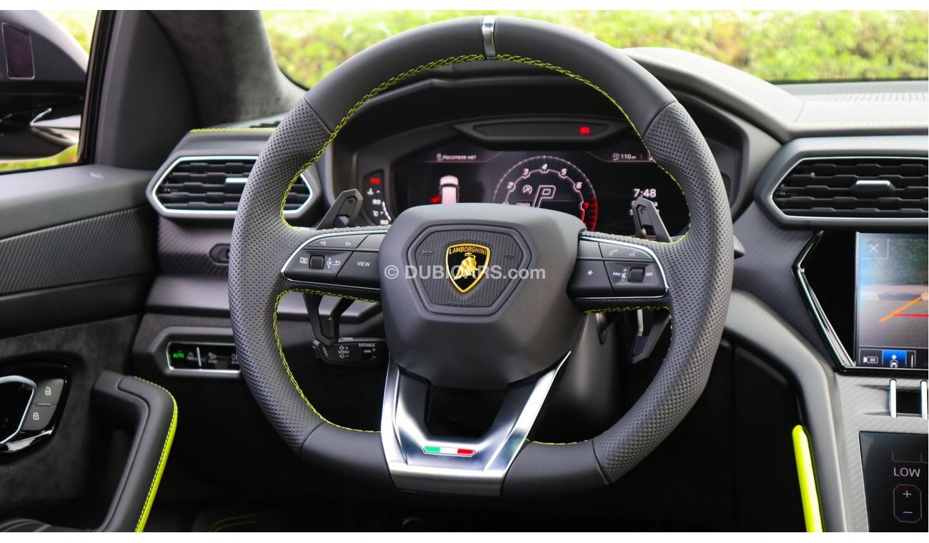 Lamborghini Urus Graphite Capsule