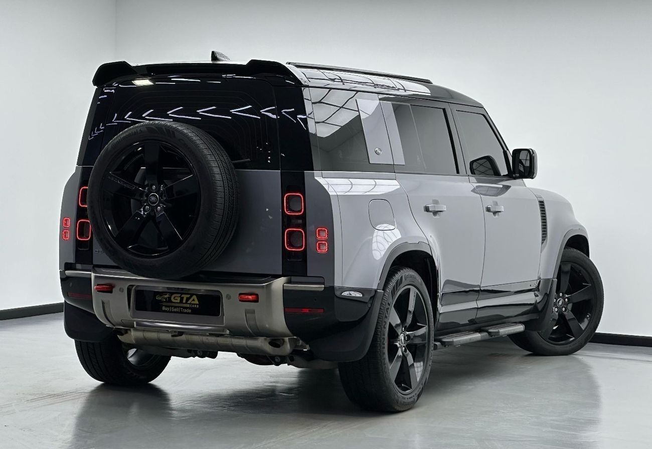 لاند روفر ديفندر P400 110 X-Dynamic 3.0L (5 Seater) 2024 Land Rover Defender P400 110 X-Dynamic, 5 Years Land Rover W