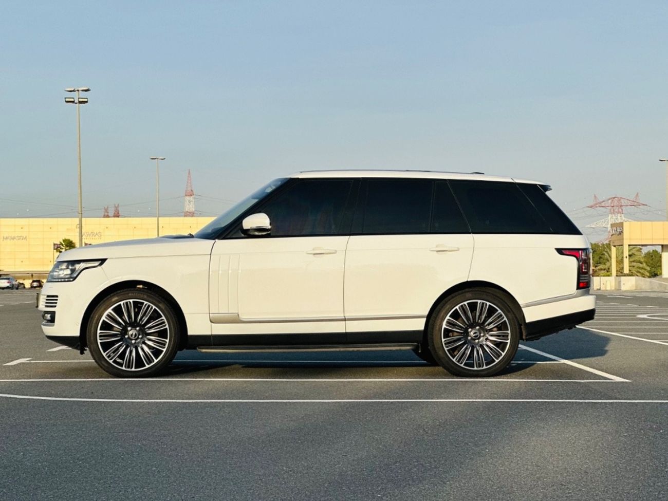 Land Rover Range Rover RANG ROVER VOUGE MODEL 2015 GCC SPACE