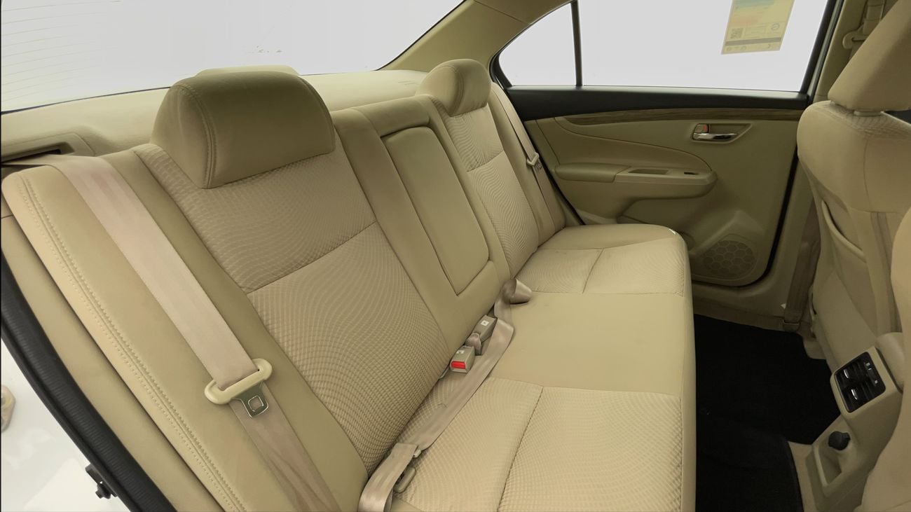 سوزوكي سياز GL 1.5 | بدون دفعة مقدمة | اختبار القيادة في المنزل