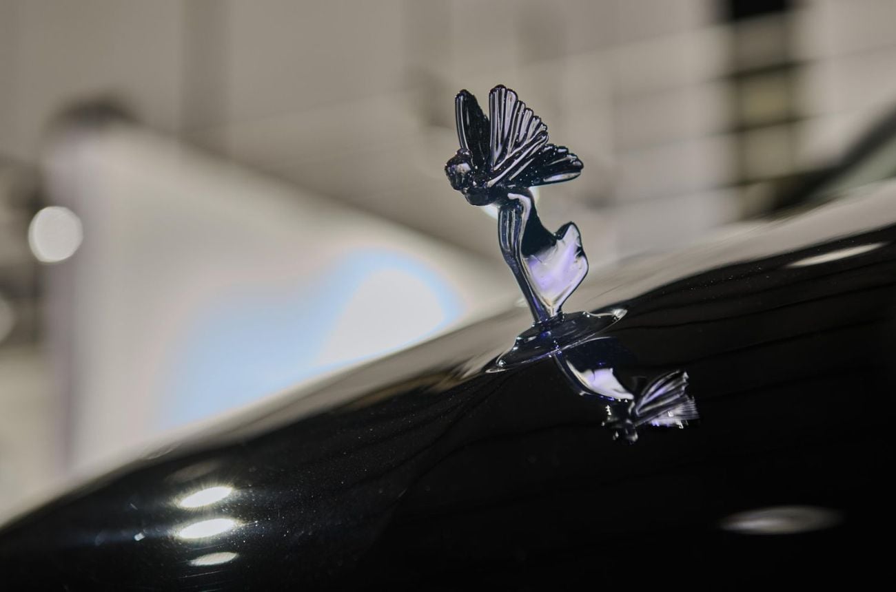 Mercedes-Benz V 300 2026 “LA REINE” – Handcrafted by ROYAL CUSTOMS in Dubai (5 Year Warranty)