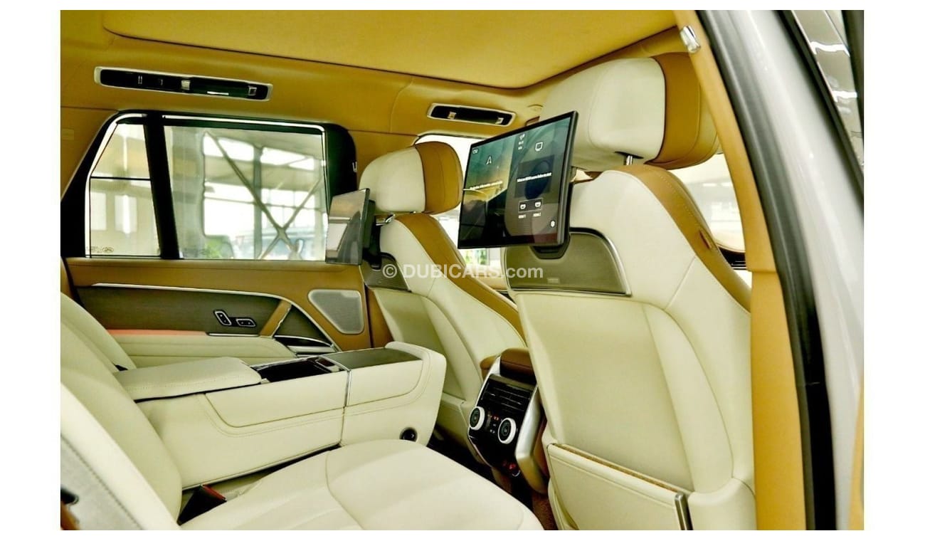 Land Rover Range Rover V8 SWB 4.4L 2023 - Local Registration +10%