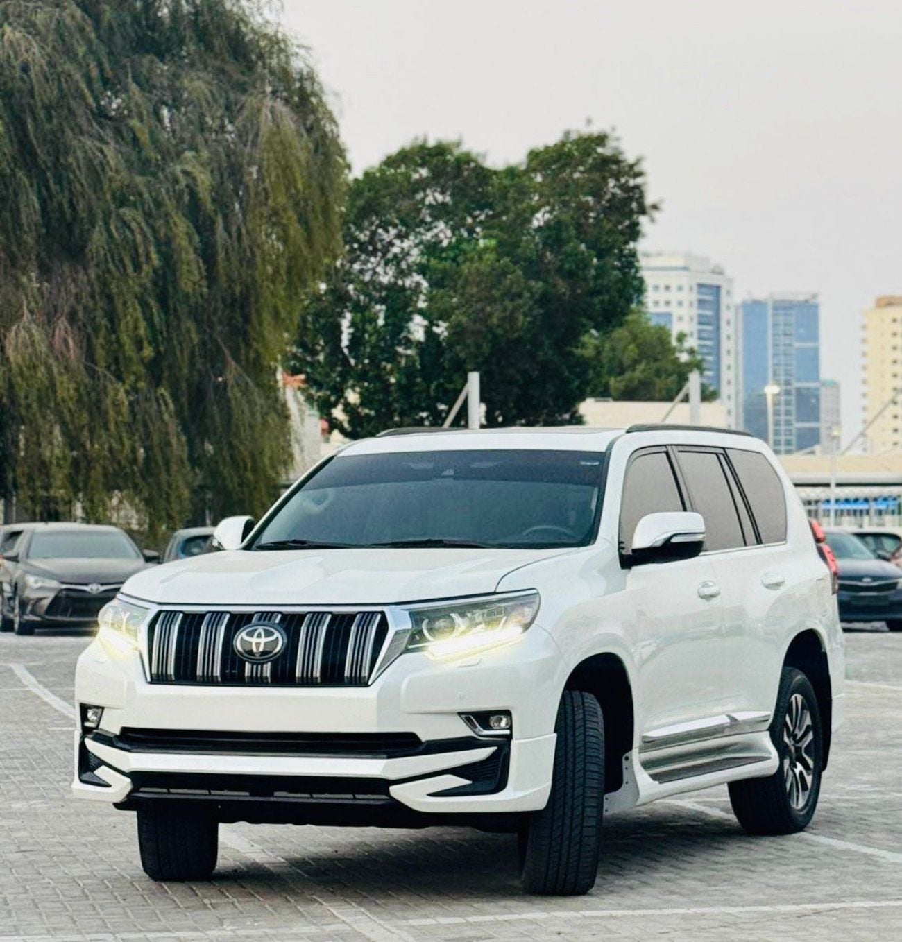 Toyota Prado VXR 4.0L 4WD