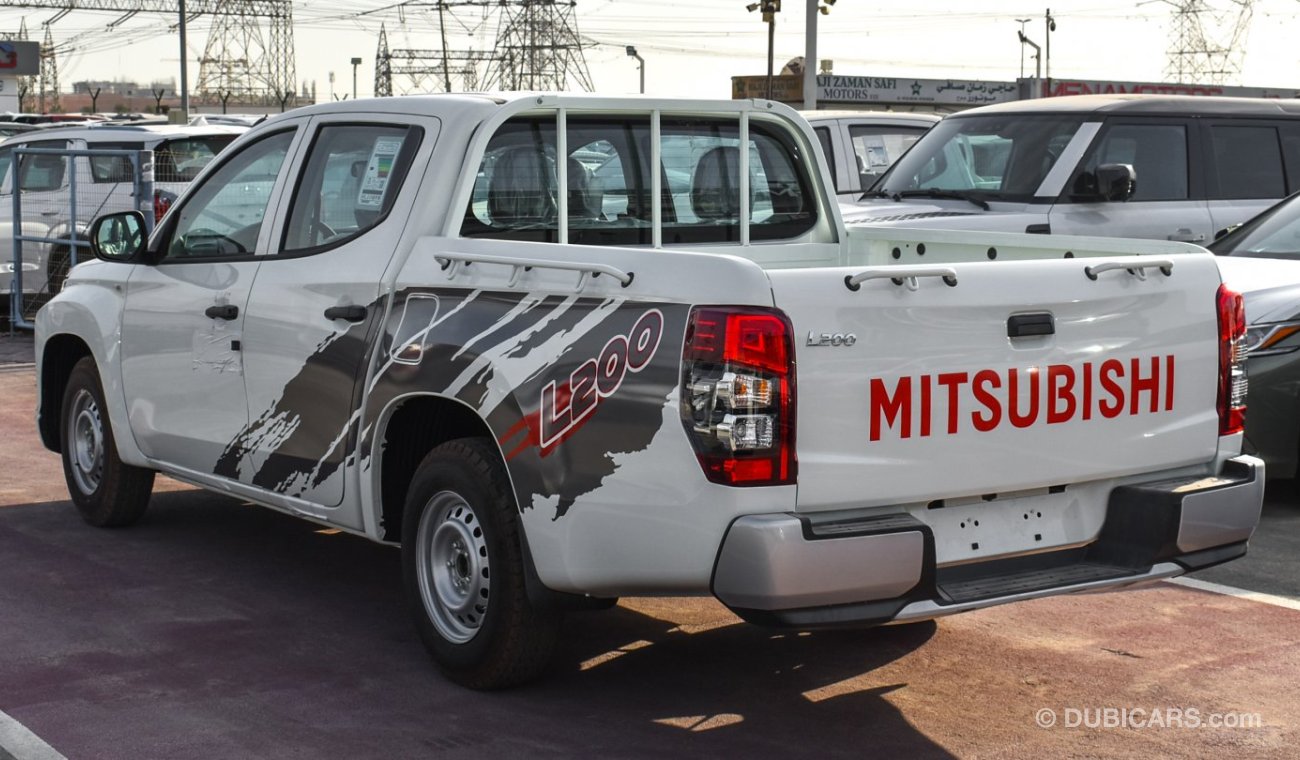 Mitsubishi L200 2.4L Petrol  2WD  M/T