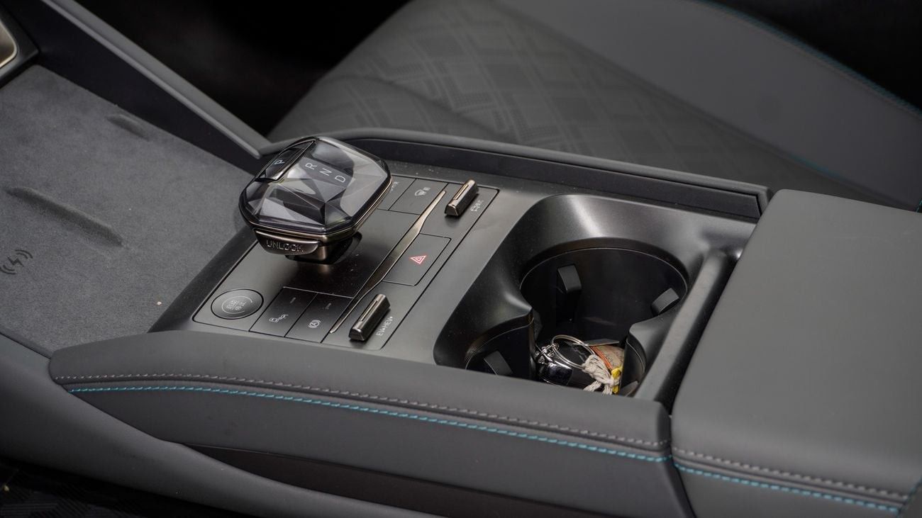 بي واي دي هان Hybrid