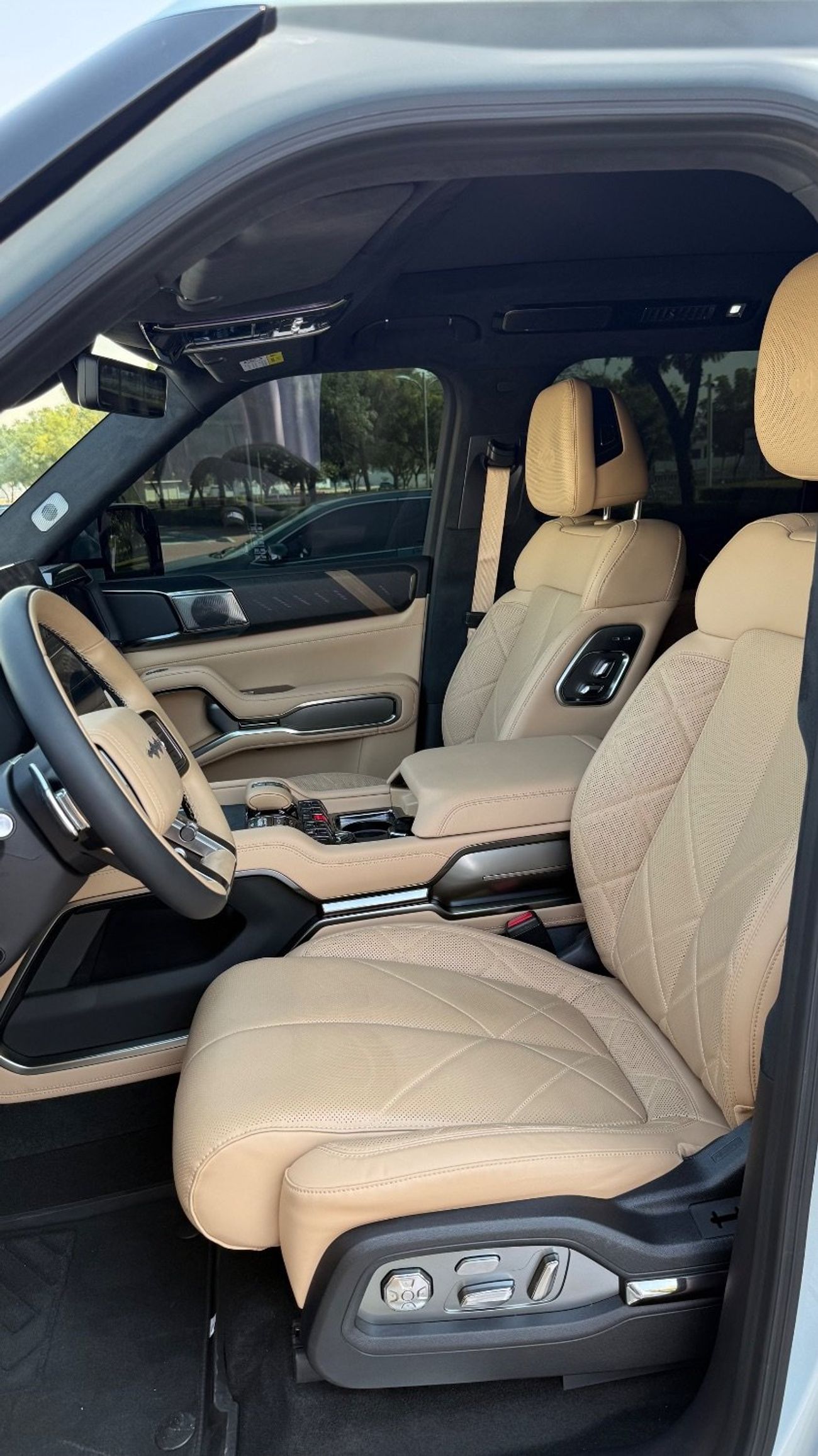 BYD Leopard 8 Smart and Brave Flagship Edition (7 Seats)