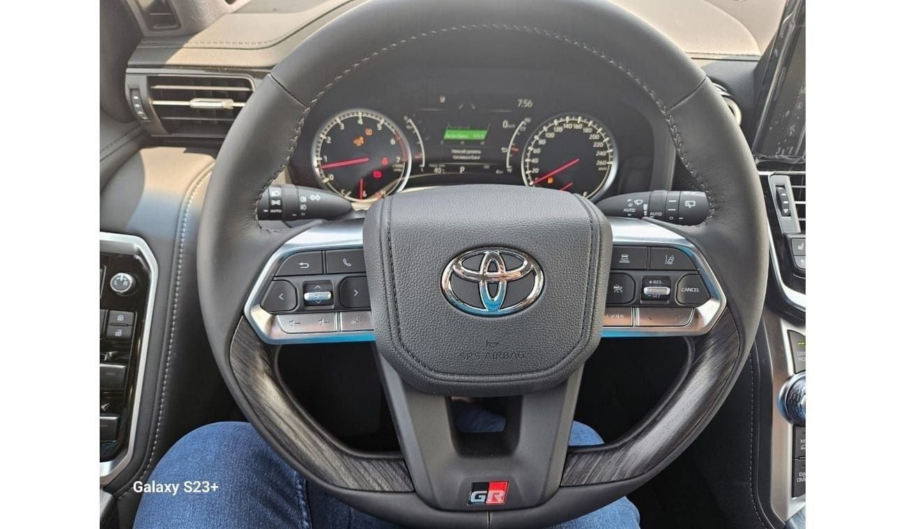 Toyota Land Cruiser GR Sport 3.5L Petrol