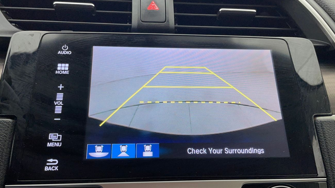 هوندا سيفيك EXI 2 | بدون دفعة مقدمة | اختبار القيادة في المنزل