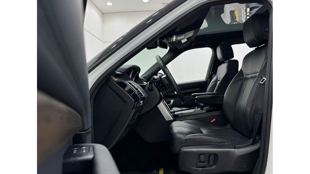 Land Rover Discovery 2017 Land Rover Discovery HSE Si6, Warranty, Full Service History, Excellent Condition, GCC