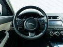 Jaguar E Pace P200