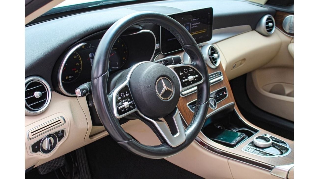 Mercedes-Benz C 300 Std MERCEDES-BENZ C300 2021 LAW MILEAGE