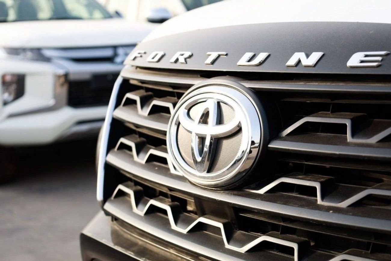 Toyota Fortuner TOYOTA FORTUNER 2.4L DIESEL MID OPTION 2024 MODEL