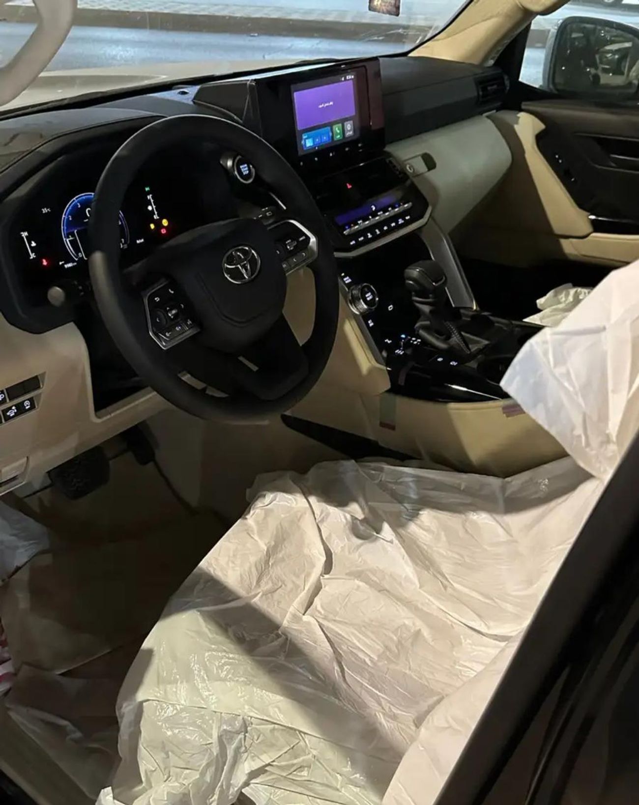 Toyota Land Cruiser Toyota Land Cruiser GXR 3.5L Petrol 2026 WO Sunroof