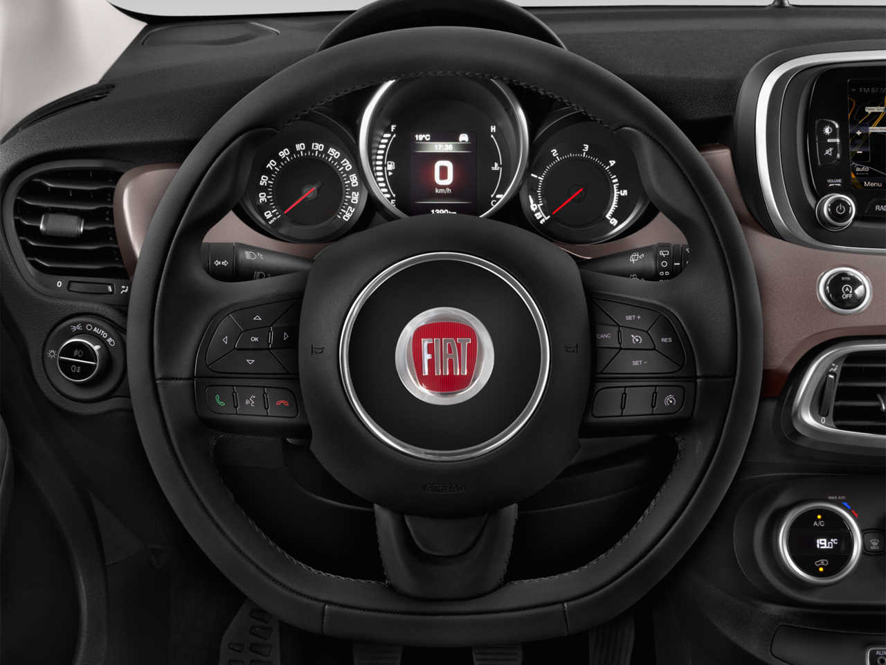 Fiat 500X interior - Steering Wheel