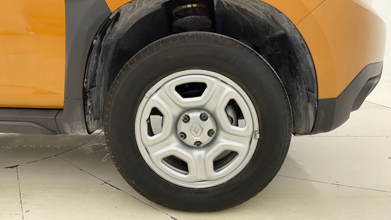 Renault Duster PE 1.6 | Zero Down Payment | Home Test Drive