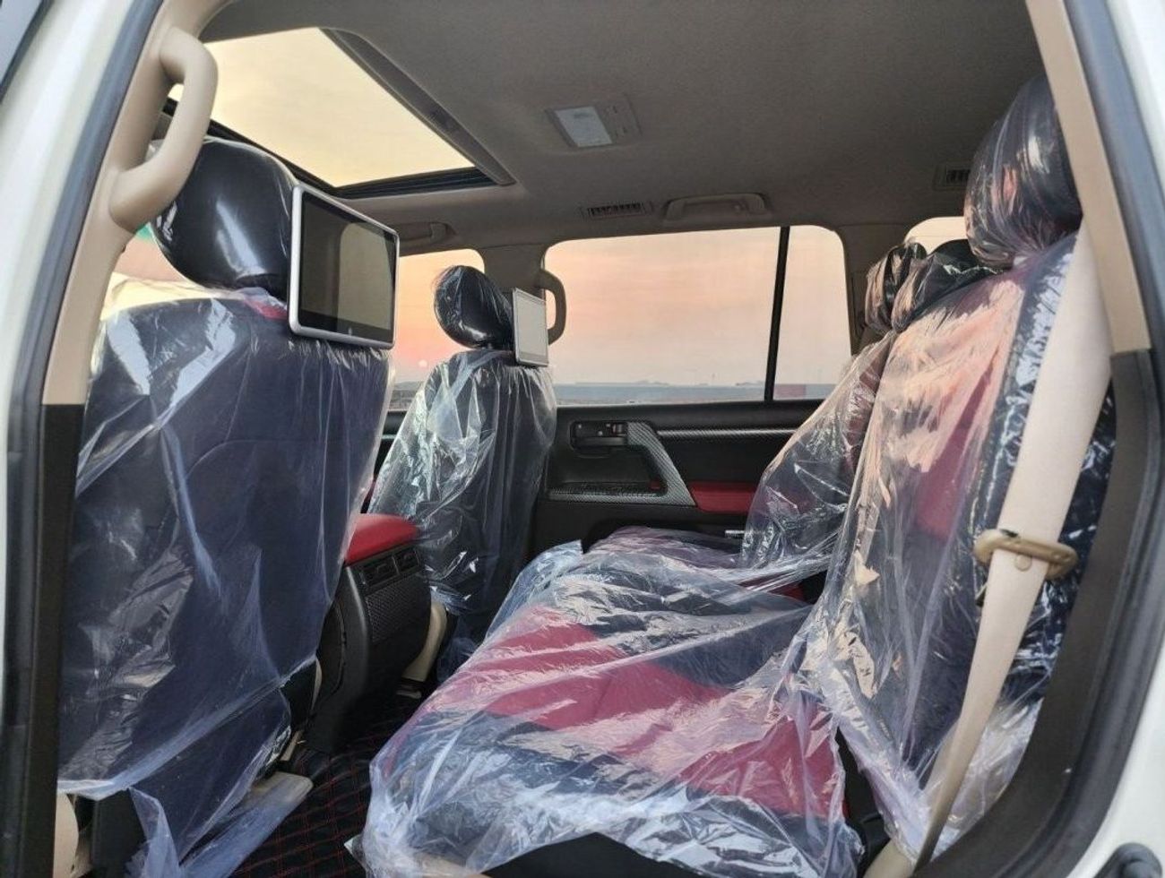 تويوتا لاند كروزر V8 GX.R upgrade 2022