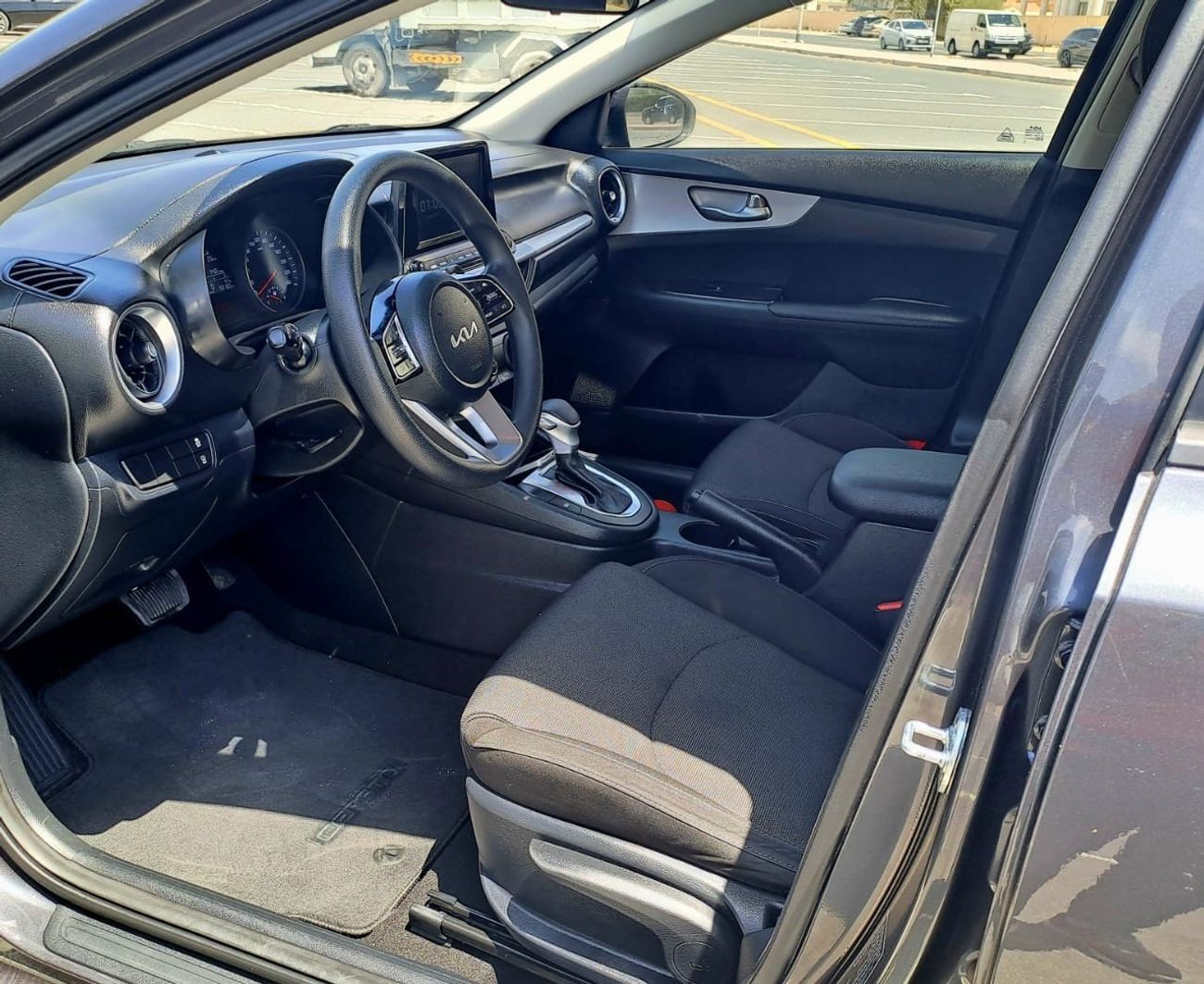 Kia Cerato LX 1.6L 2022 1.6L GCC (699/-MONTHLY)