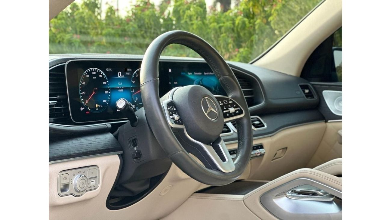 Mercedes-Benz GLS 450 Premium MERCEDES BENZ GLS 450 MODEL 2020 KM 49000 NO ACCIDENT NO PAINT ISSUE WITH KIT MAYBACH GLS600