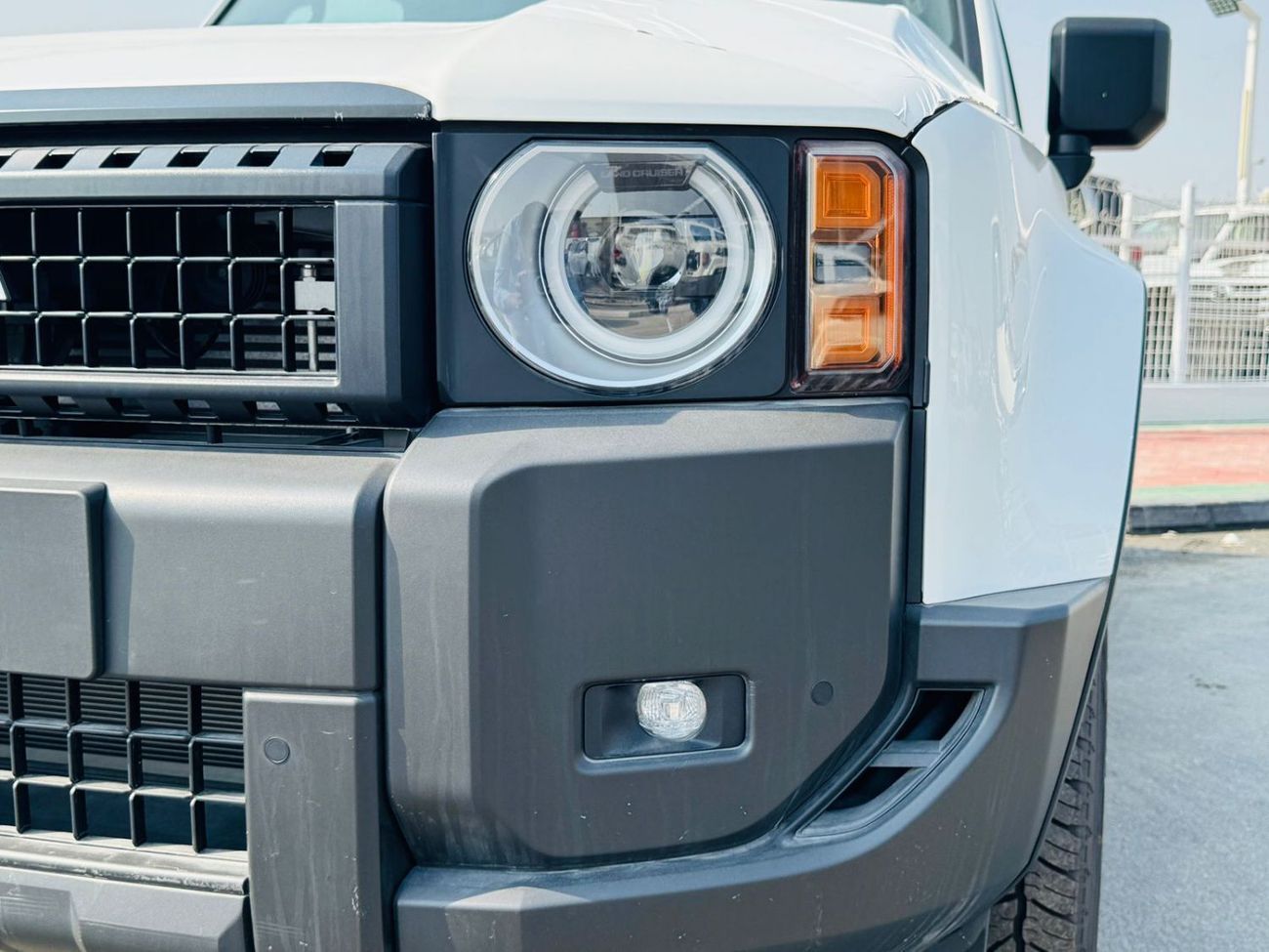 Toyota Prado TOYOTA PRADO 2.4L PTR GCC A/T B/O WHITE 2025