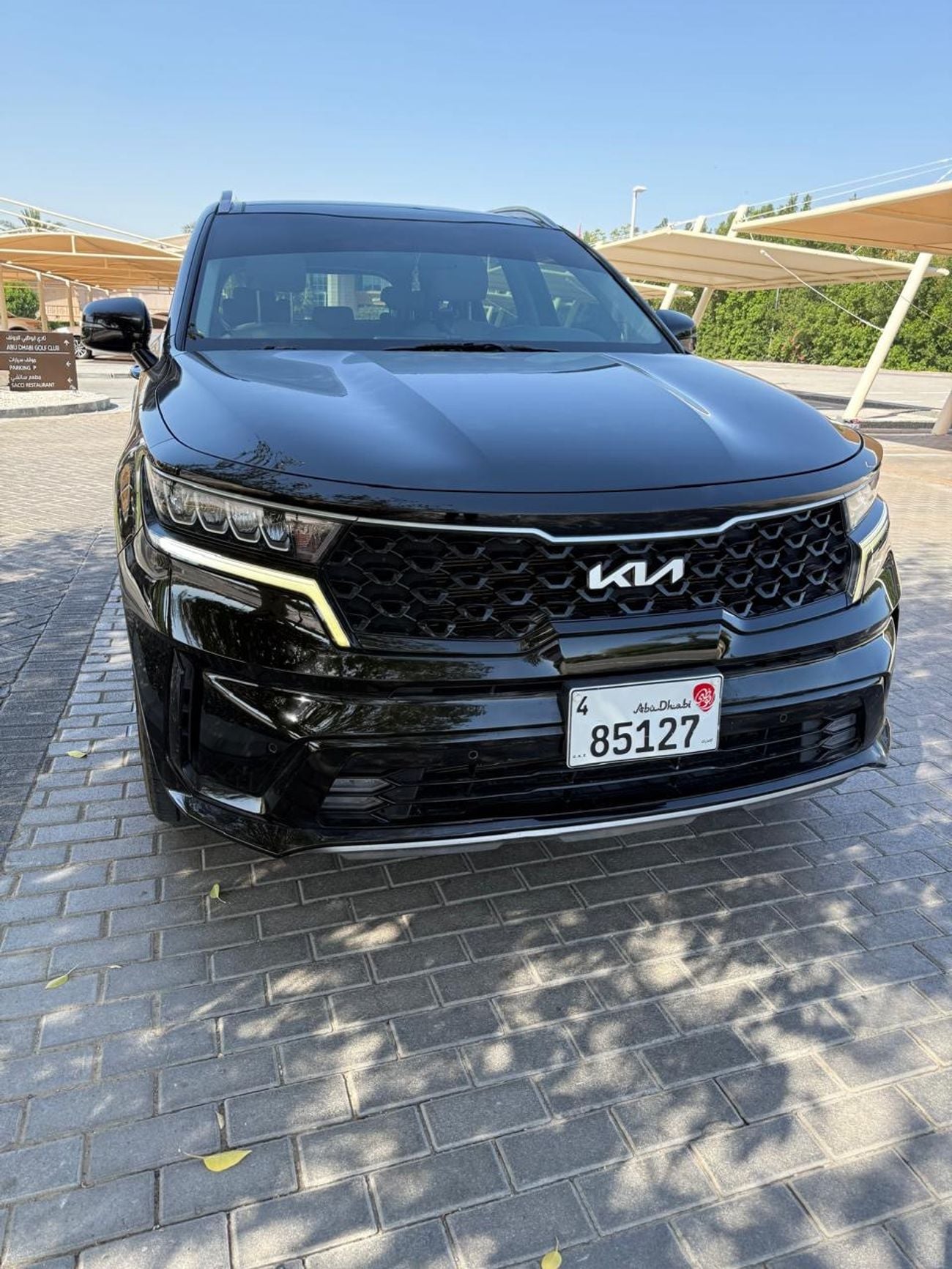 كيا سورينتو Std 2.5L FWD