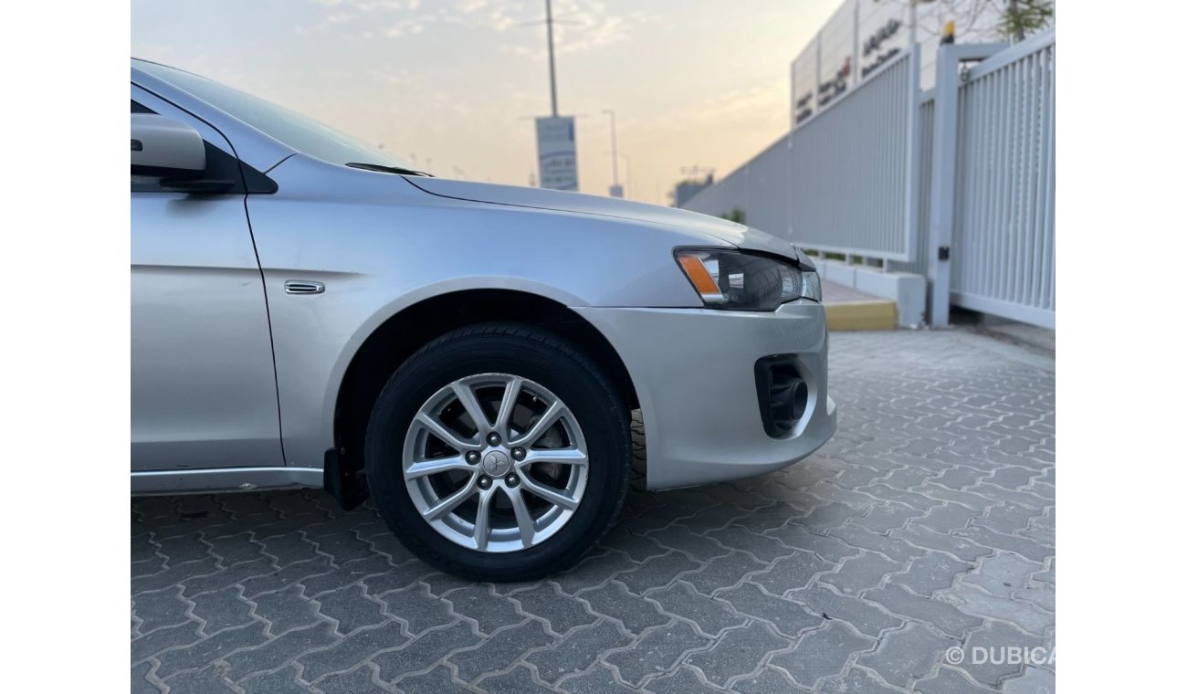 ميتسوبيشي لانسر GCC FULL OPTION