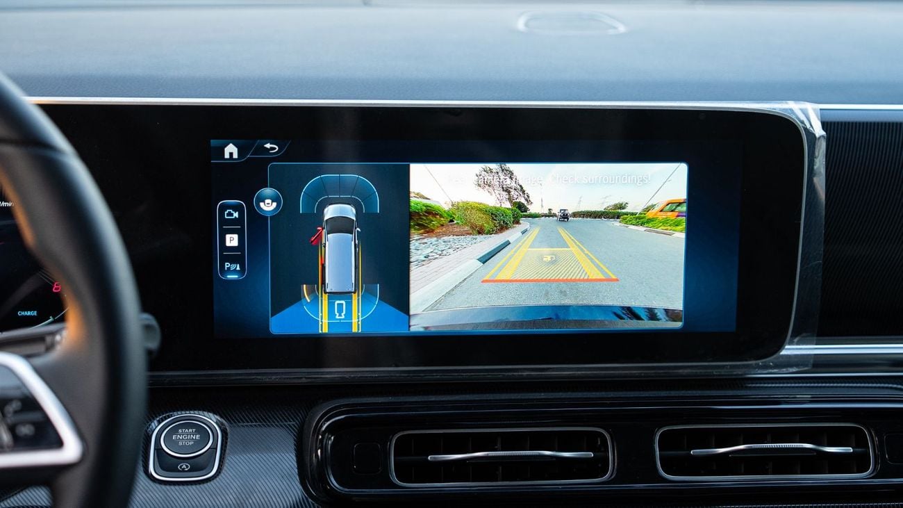 Mercedes-Benz V 300 2025 Mercedes Benz V300 Extra Long 2.0 - Black Inside Black | Export Only