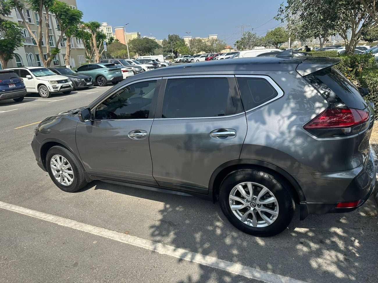 نيسان إكس تريل