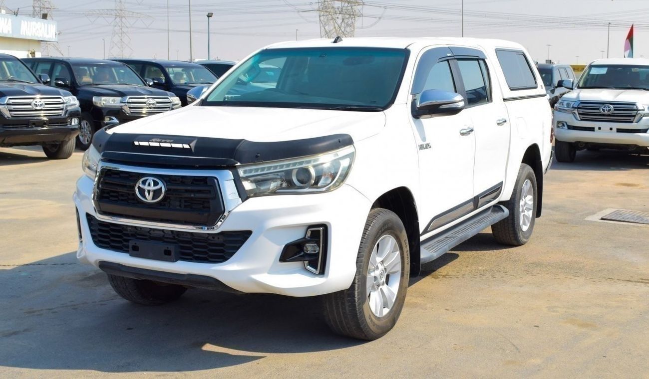 Toyota Hilux SR5 with canopy