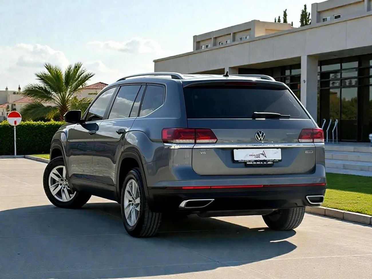فولكس واجن تيرامونت HIGHLINE  !! EID SALE !! 1 YEAR FREE WARRANTY !!  AED 1,040 P.M | 0% DOWN PAYMENT | VW TERAMONT 3.6L