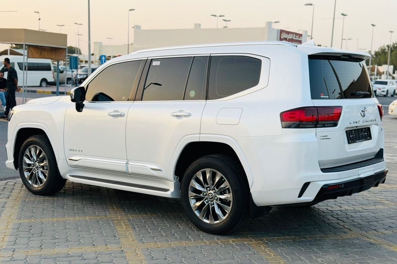 تويوتا لاند كروزر VXR
