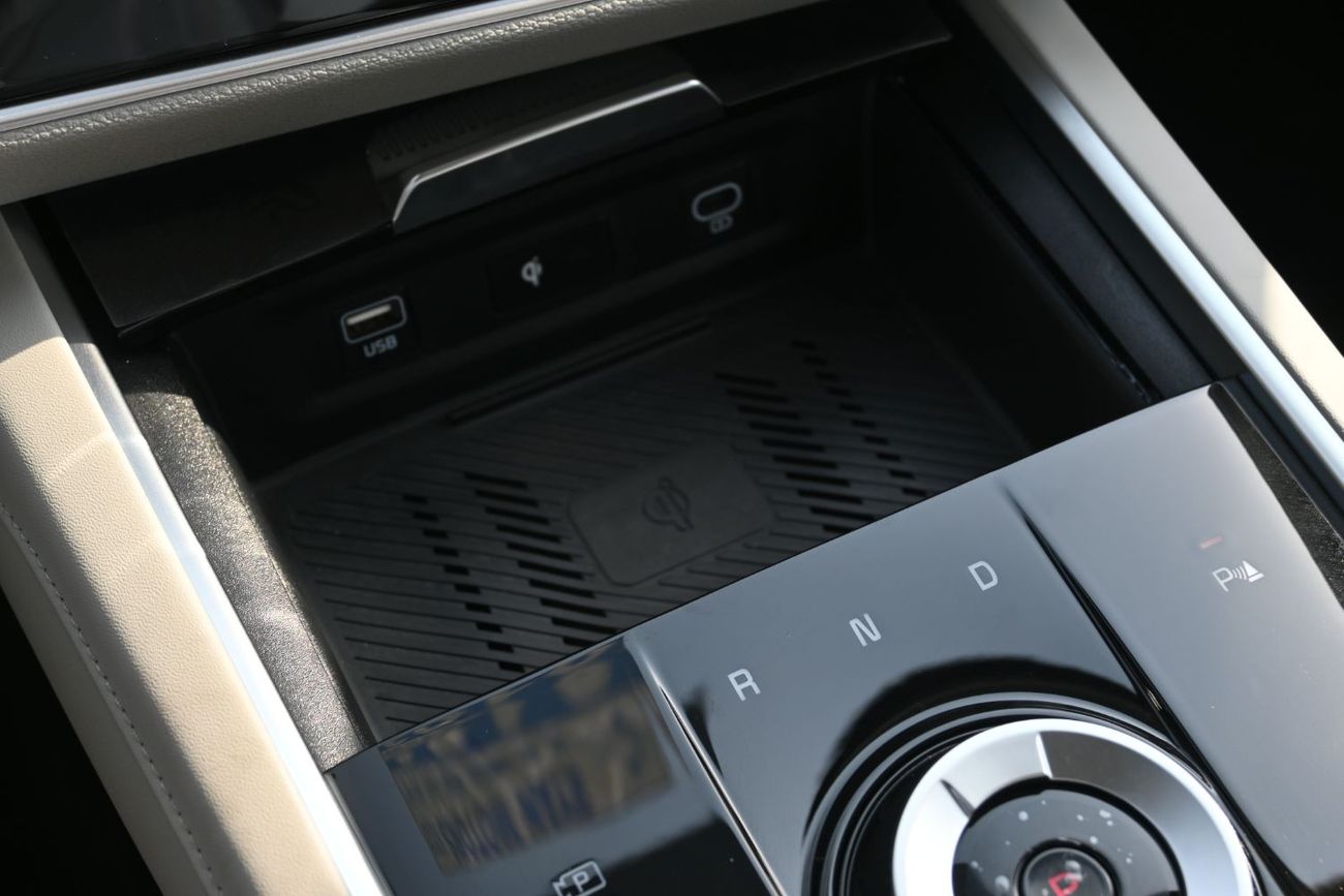 Kia Sportage L TX 1.5T Kia Sportage L 1.5L Turbo, Petrol Color White, Model 2025