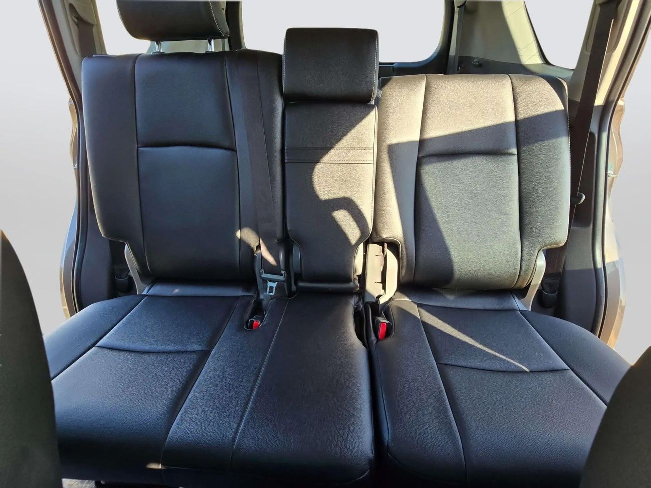 تويوتا برادو 4x4 Diesel Right Hand Drive (Export Only)