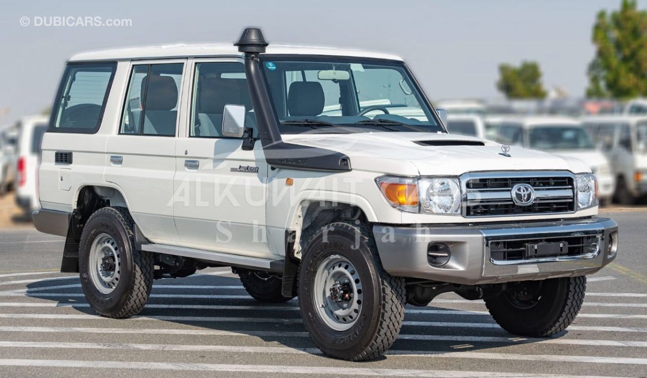 تويوتا لاند كروزر هارد توب \TOYOTA LAND CRUISER LC76 4.5D MT MY2023 – WHITE