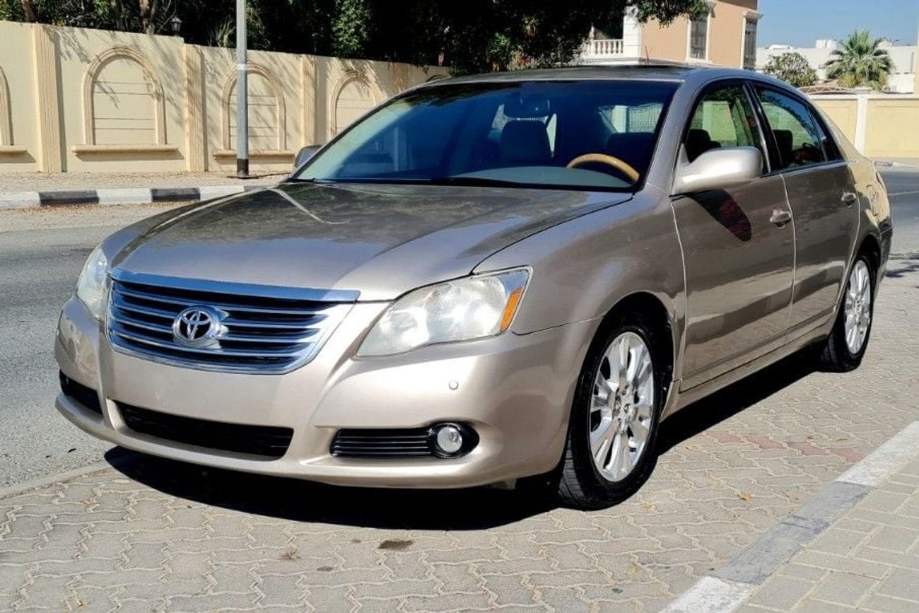 تويوتا افالون Limited