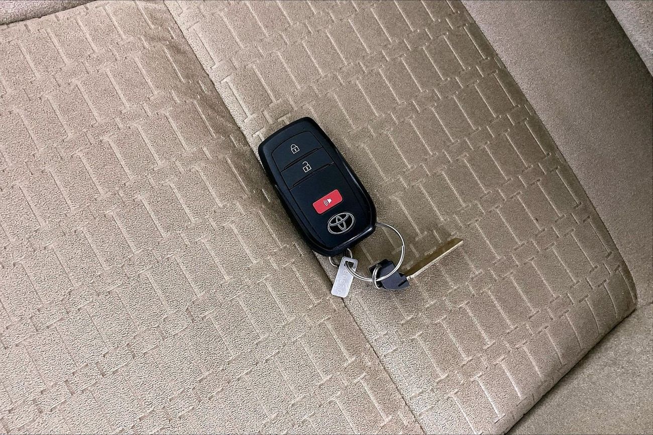 تويوتا لاند كروزر EXR | شامل الضمان | 0 ﺪﻔﻋﺓ ﺃﻮﻟﻯ