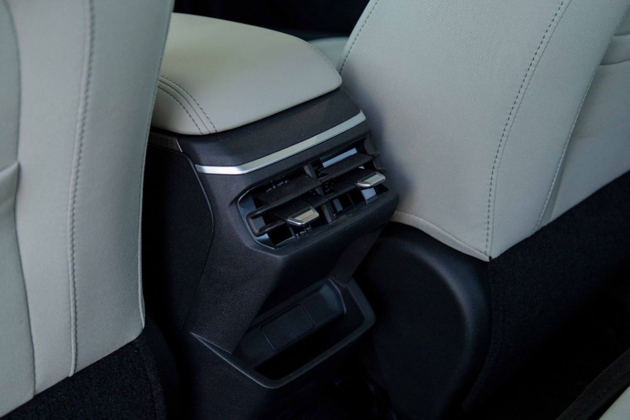 جيلي إمجراند GS 1.5L l GCC l Zero Down Payment l AED 683 Monthly l Warranty up to 36 Months