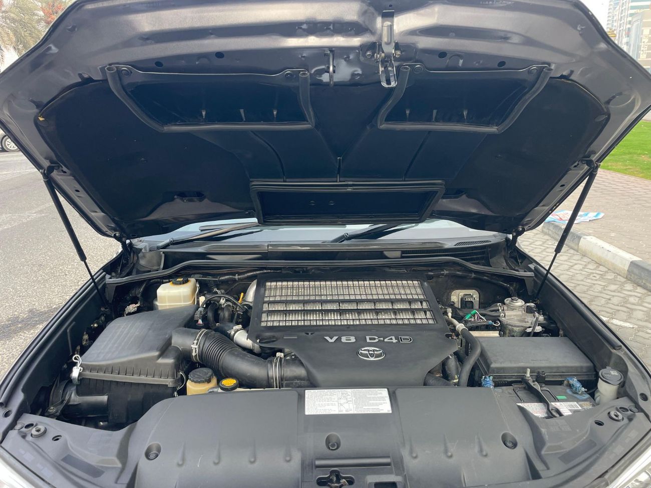 تويوتا لاند كروزر Sahara Exported from Australia