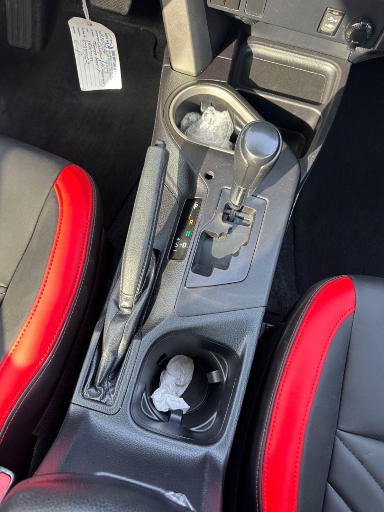 Toyota RAV4 4WD leather seats