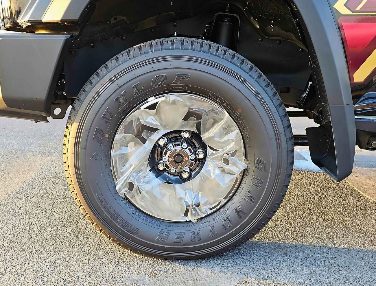 تويوتا لاند كروزر 70 STD-HIGH OPTION, 4.0L PETROL V6, M/T, WOOD,STEERING / WINCH SNORKEL (CODE # 68079)