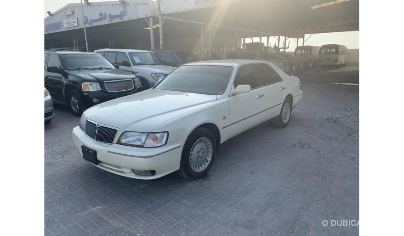 Infiniti Q45 1997 model gulf 8 cylinder