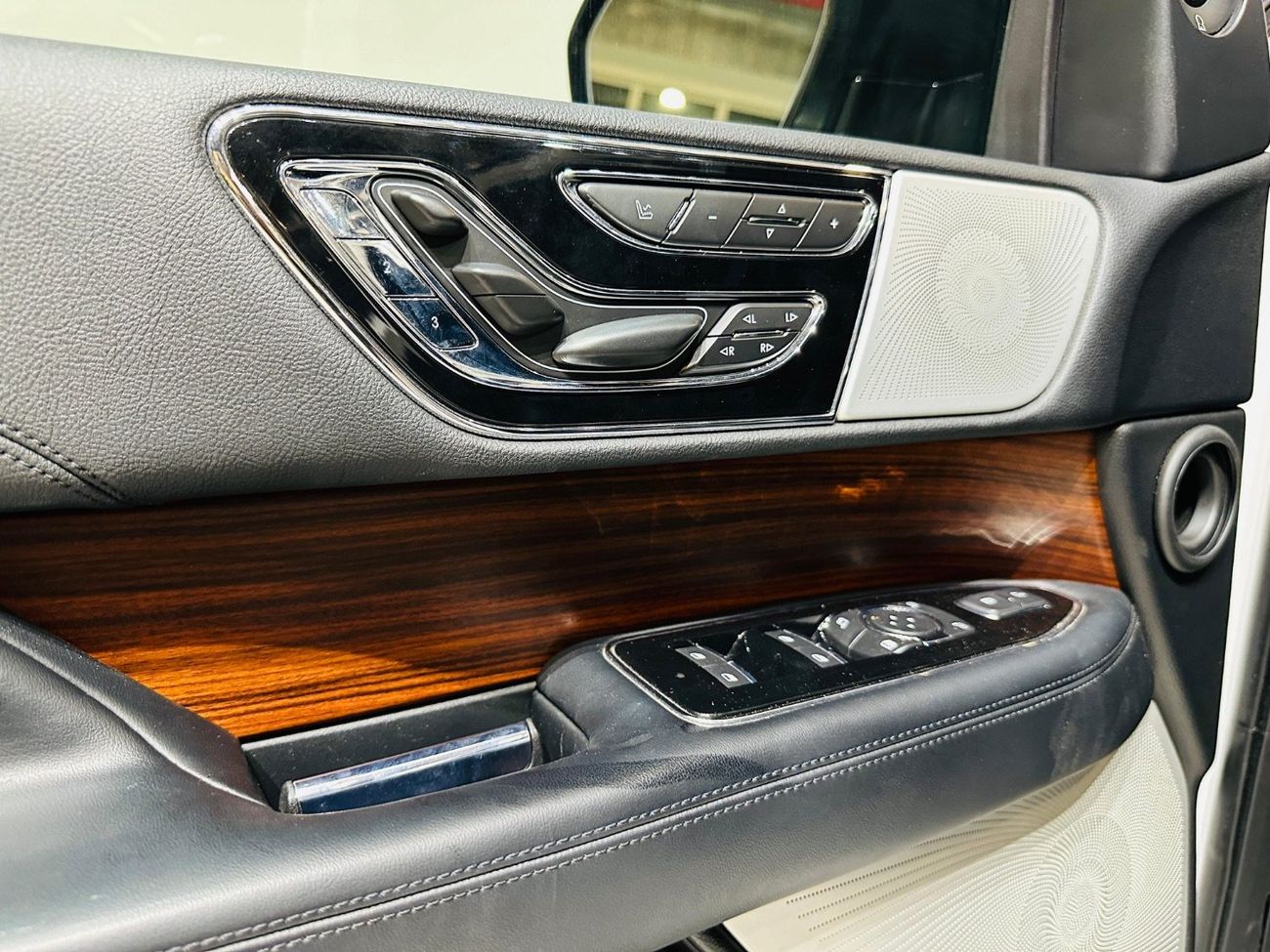 لينكولن نافيجاتور Reserve 3.5L