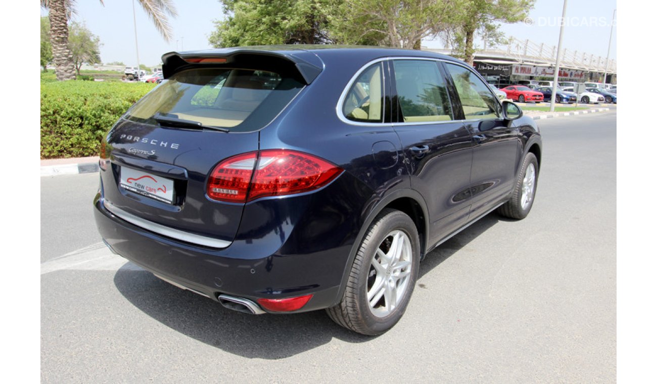 Porsche Cayenne S GCC PORSCHE CAYENNE 2011 - ZERO DOWN PAYMENT - 1870 AED/MONTHLY - 1 YEAR WARRANTY