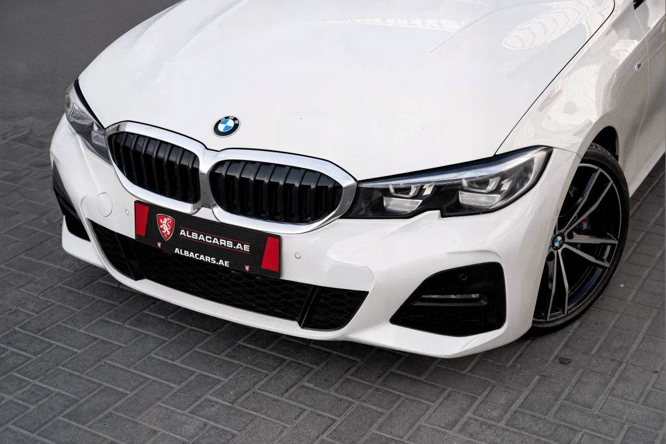 بي أم دبليو 330i 2,742 P.M  | 3-Series 330 M-Kit | 0% Downpayment | Excellent Condition!